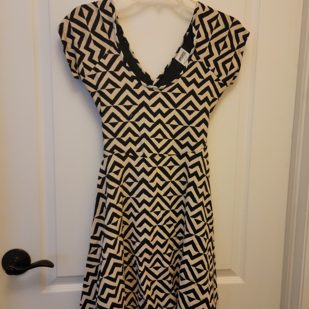 Pink Brand Victoria Secret Cream & Black Mini Dress size S/P